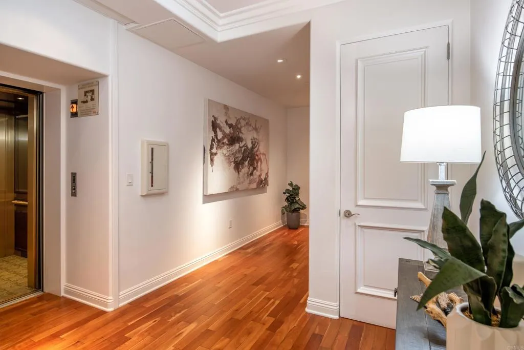 https://cdn.realtyfeed.com/cdn/127/305936033/b74f7eb5c62c8bd26261cc07101fd17b.webp