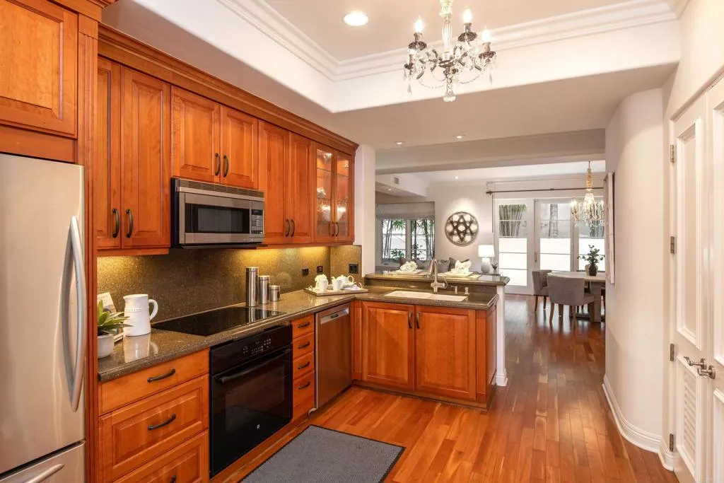 https://cdn.realtyfeed.com/cdn/127/305936033/bc006d124ebb4941539423729f05b457.webp