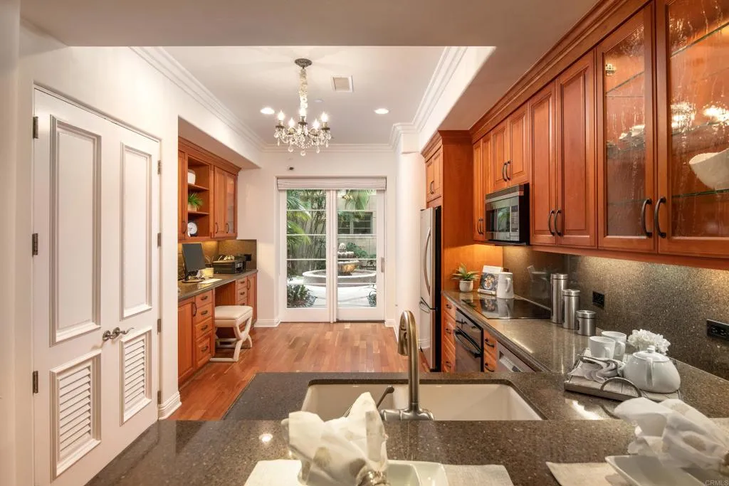 https://cdn.realtyfeed.com/cdn/127/305936033/f8f4d75dc2795fd6bab05a638ac311f3.webp