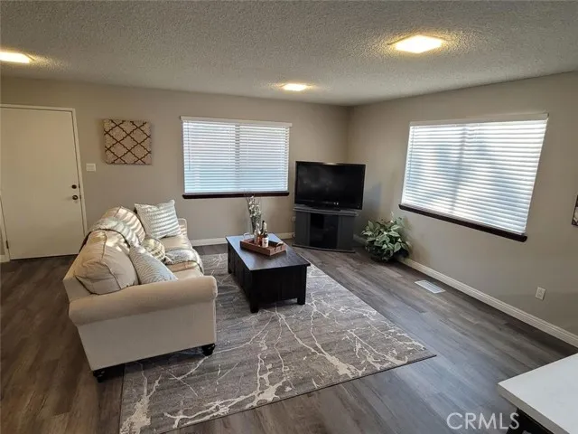 41614 27th Street, Palmdale, CA, 93551