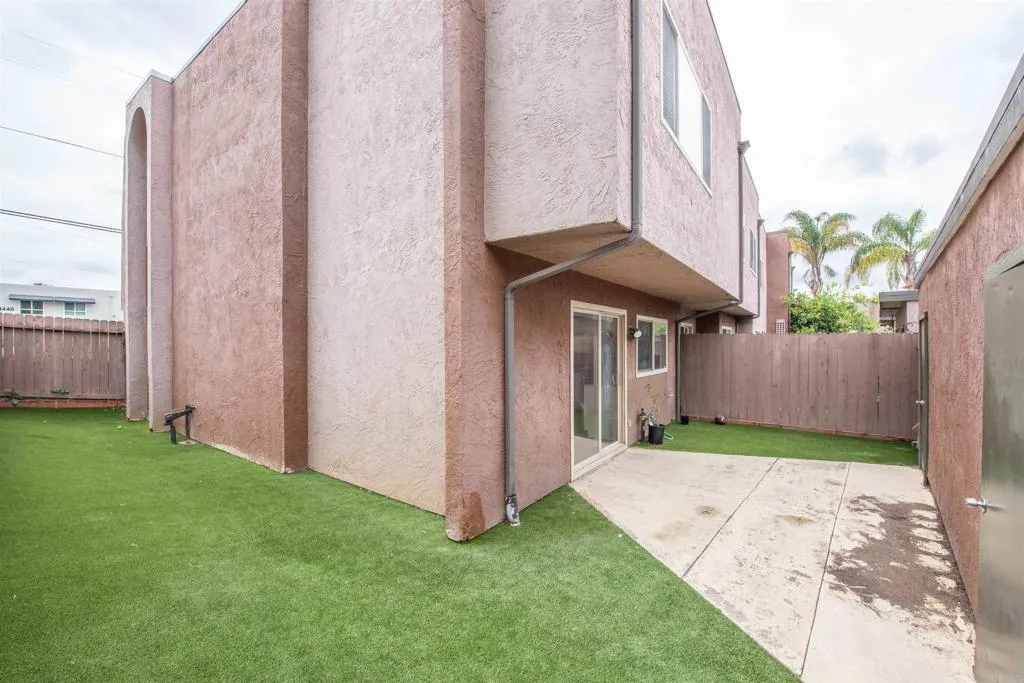 https://cdn.realtyfeed.com/cdn/127/305939778/5956dd8a9b88d10ed89b587547326663.webp