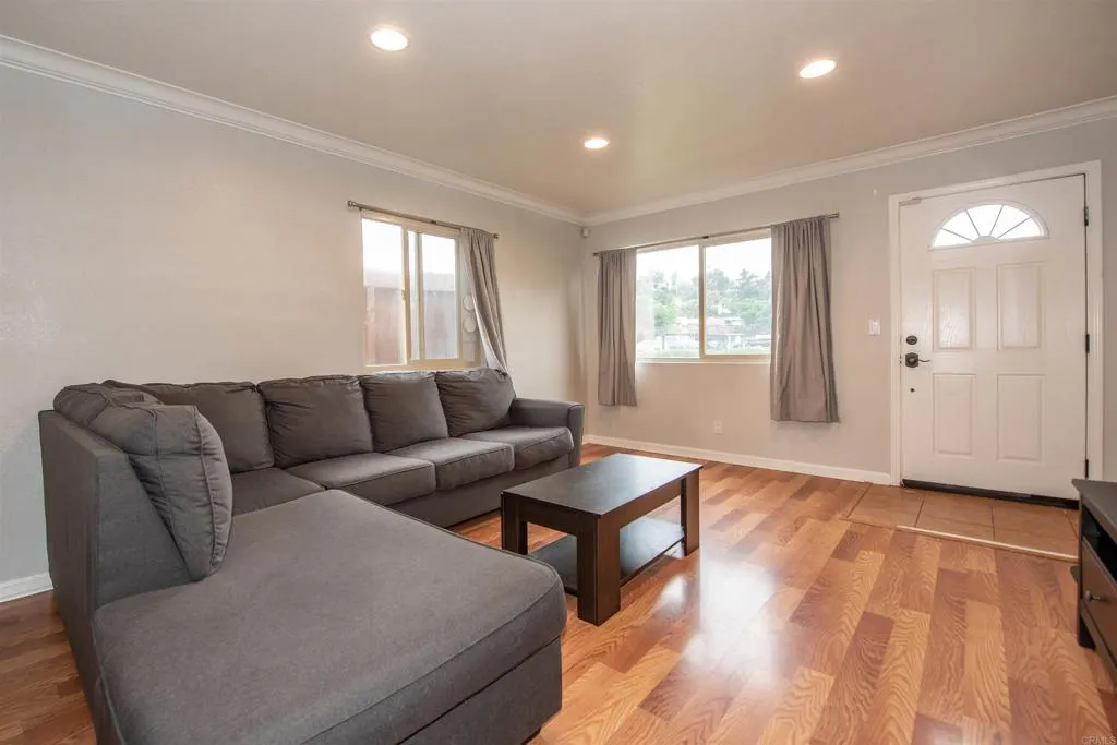 https://cdn.realtyfeed.com/cdn/127/305939778/9320aefc6fe338b1b357fced7fb4f851.webp