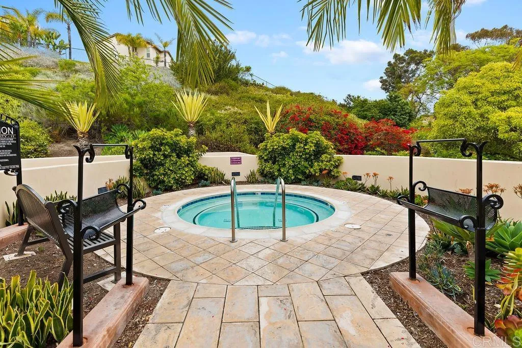 https://cdn.realtyfeed.com/cdn/127/305940615/2d381e594071cad270140eba94b75365.webp