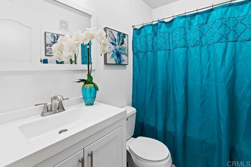 https://cdn.realtyfeed.com/cdn/127/305940615/45bd21db523f4bb29467a47e9b08926a.webp