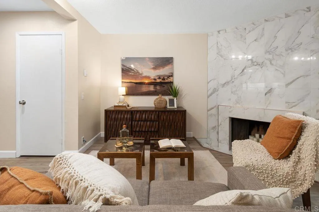 https://cdn.realtyfeed.com/cdn/127/305941711/0c1768122acb58daa9b9e738a0cc1988.webp
