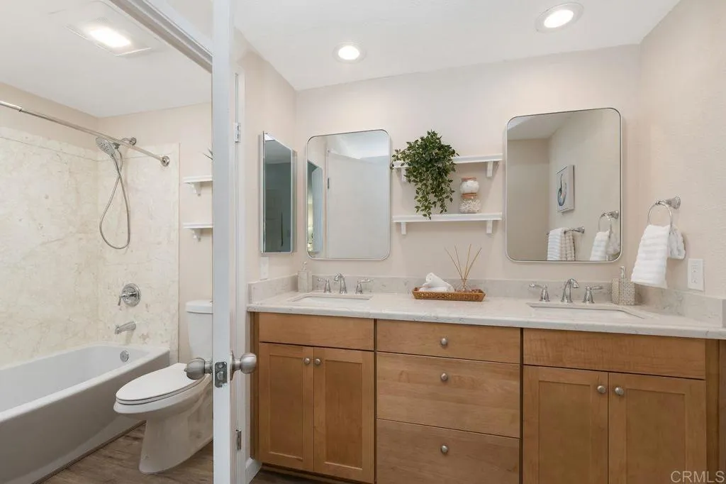 https://cdn.realtyfeed.com/cdn/127/305941711/206bf922a62cde2e70a22ad1fa7d632d.webp
