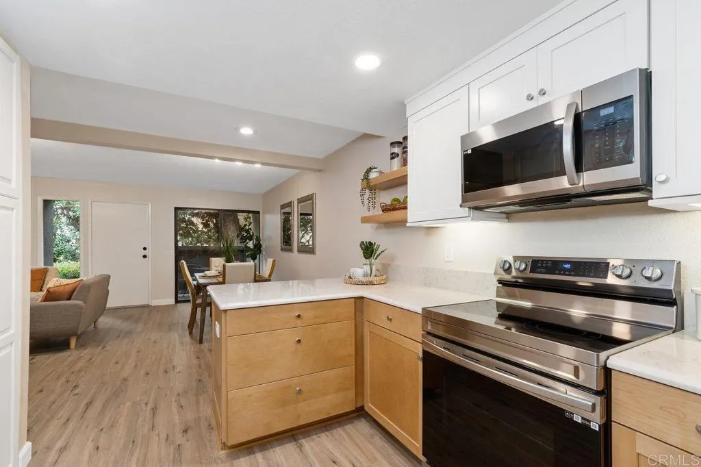 https://cdn.realtyfeed.com/cdn/127/305941711/3c7cc4d1a9582eff44f1936959cb4983.webp