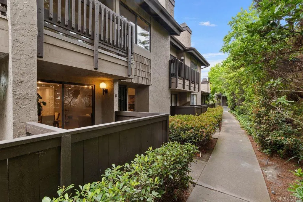 https://cdn.realtyfeed.com/cdn/127/305941711/5faa203d66b28ae866d075e7e2facbbf.webp