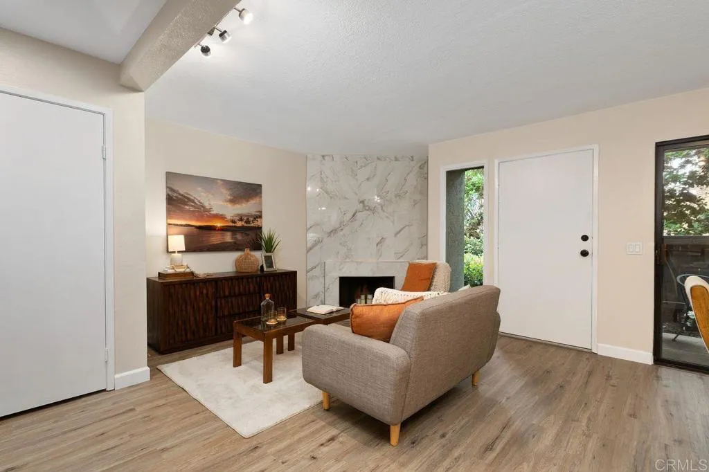 https://cdn.realtyfeed.com/cdn/127/305941711/89055e4db1f7e039b1b2d654c4dbc966.webp