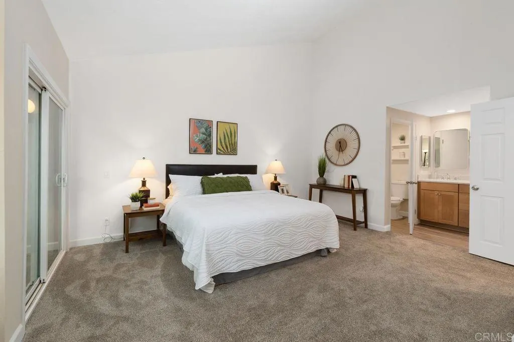 https://cdn.realtyfeed.com/cdn/127/305941711/ef75f03d4e55175fbc28dd039f49b771.webp