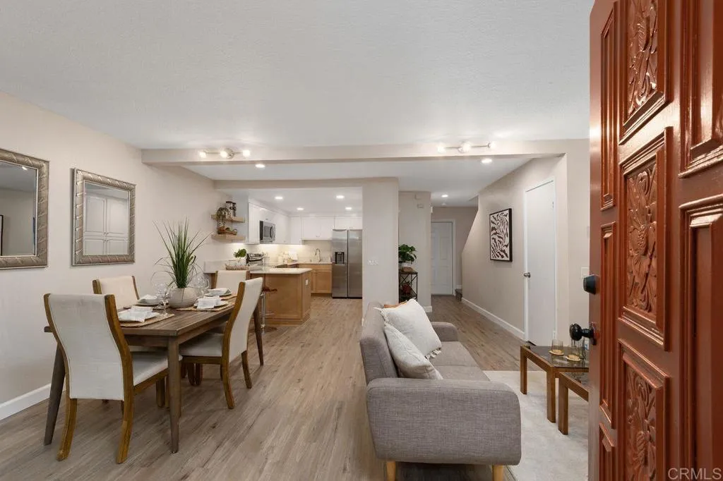 https://cdn.realtyfeed.com/cdn/127/305941711/efb8c898879d03261088660af5816744.webp