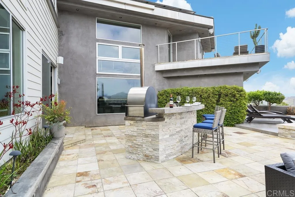 https://cdn.realtyfeed.com/cdn/127/305945348/008398f9e5c6f7722bf1564e953538e6.webp