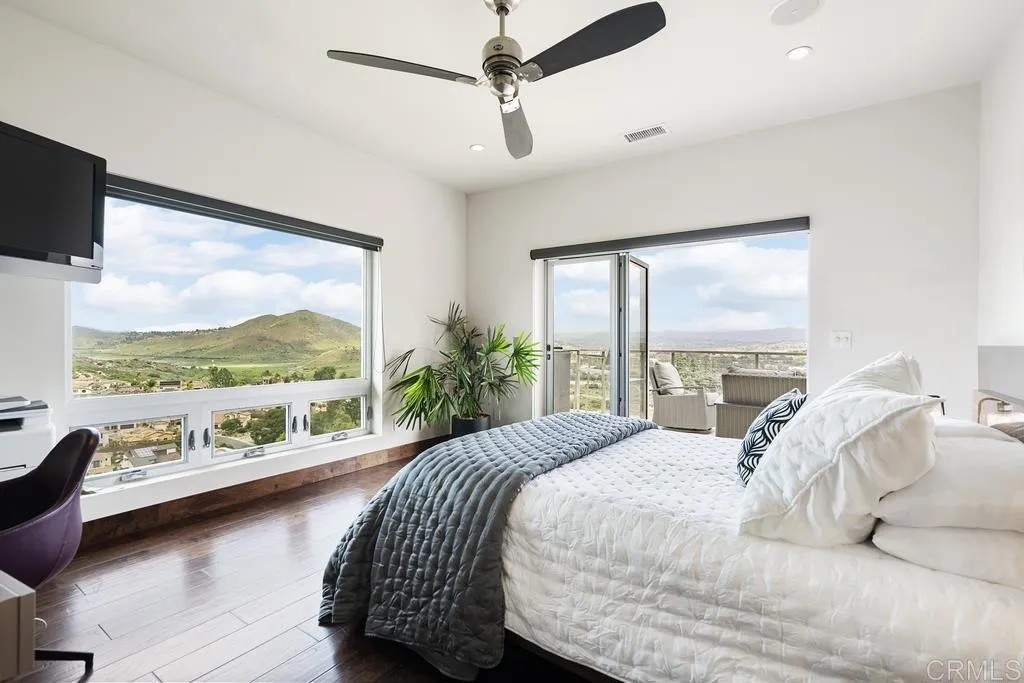 https://cdn.realtyfeed.com/cdn/127/305945348/0f7f9330dce10a493be3893e8c0b025e.webp
