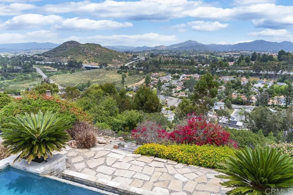 https://cdn.realtyfeed.com/cdn/127/305945348/401dbace4cac5bab723903178103d4a9.webp