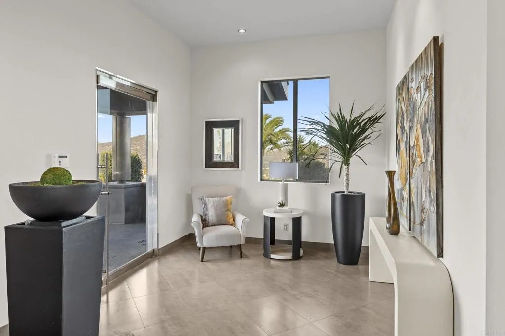 https://cdn.realtyfeed.com/cdn/127/305945348/7293f8cea9f7fd88fafc50e7cbe6d20e.webp