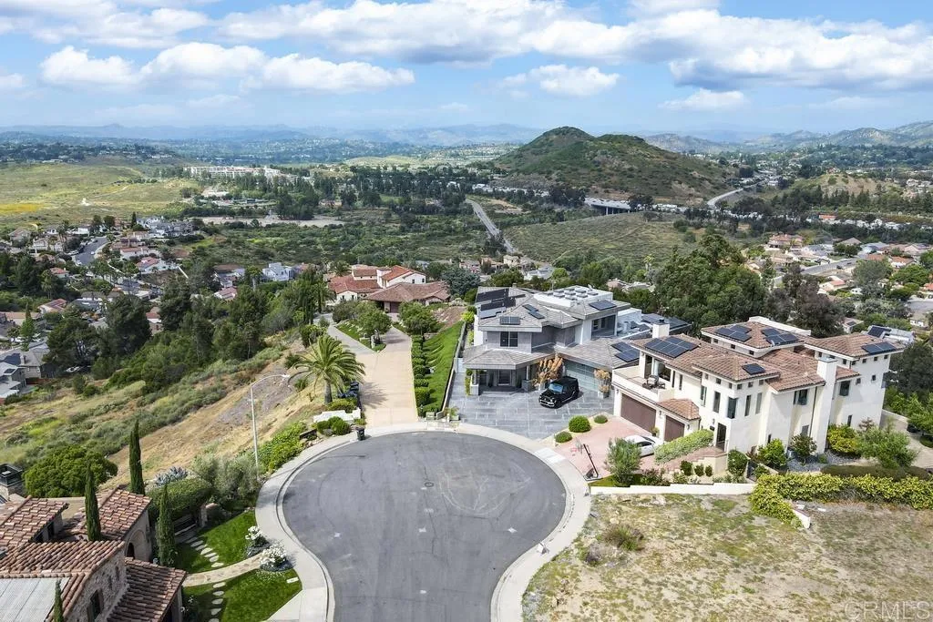 https://cdn.realtyfeed.com/cdn/127/305945348/a7853960a3b9bd2ad8ebe7c63852a987.webp
