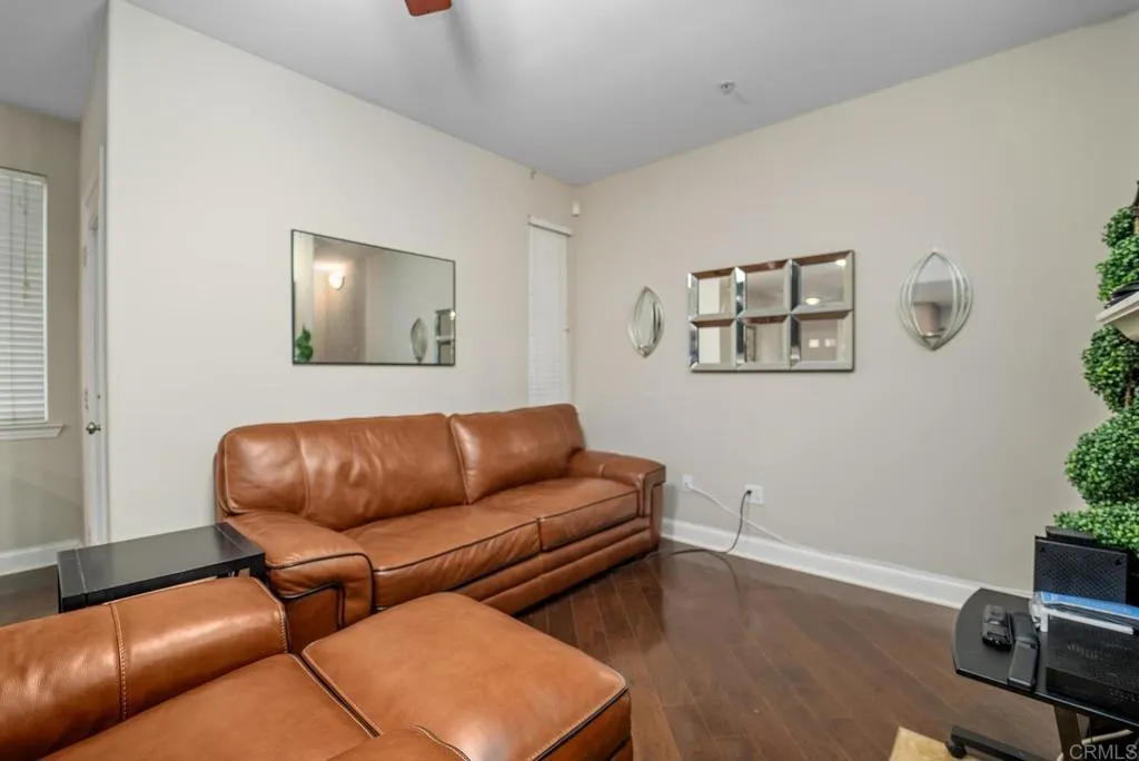 Photo #4: PTP2302887 Listing 