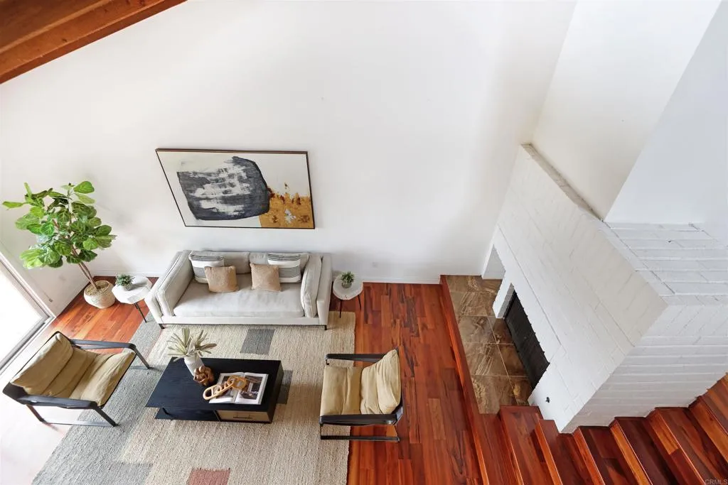 https://cdn.realtyfeed.com/cdn/127/305953064/5700ccb8e1c6a76f12da5f578b561a93.webp