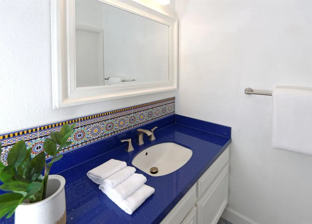 https://cdn.realtyfeed.com/cdn/127/305953064/d83c5730af9d8511582c380b3546aaa7.webp