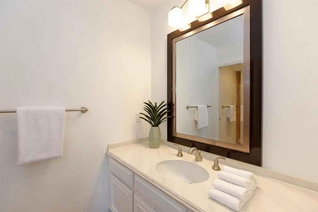 https://cdn.realtyfeed.com/cdn/127/305953064/e7854f51231feb8a4c0c8c809f9e7a27.webp