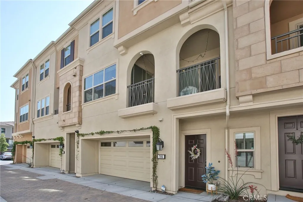 705  Dusky Creek