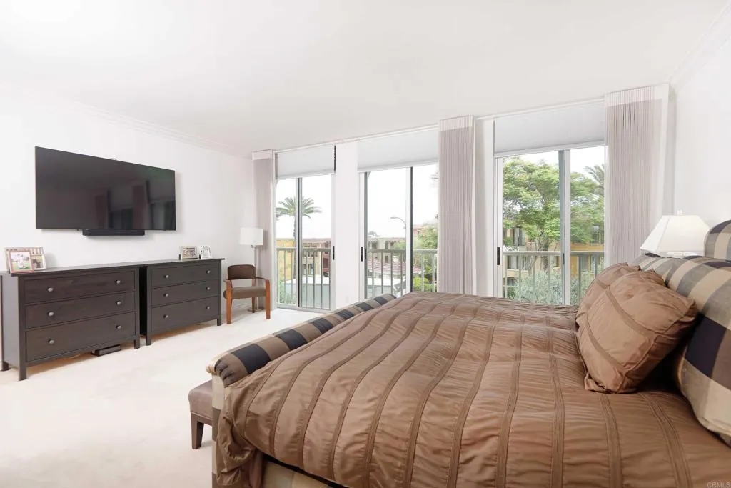 https://cdn.realtyfeed.com/cdn/127/305961827/3e8bff2fe19aa929aec667a5e10afb64.webp