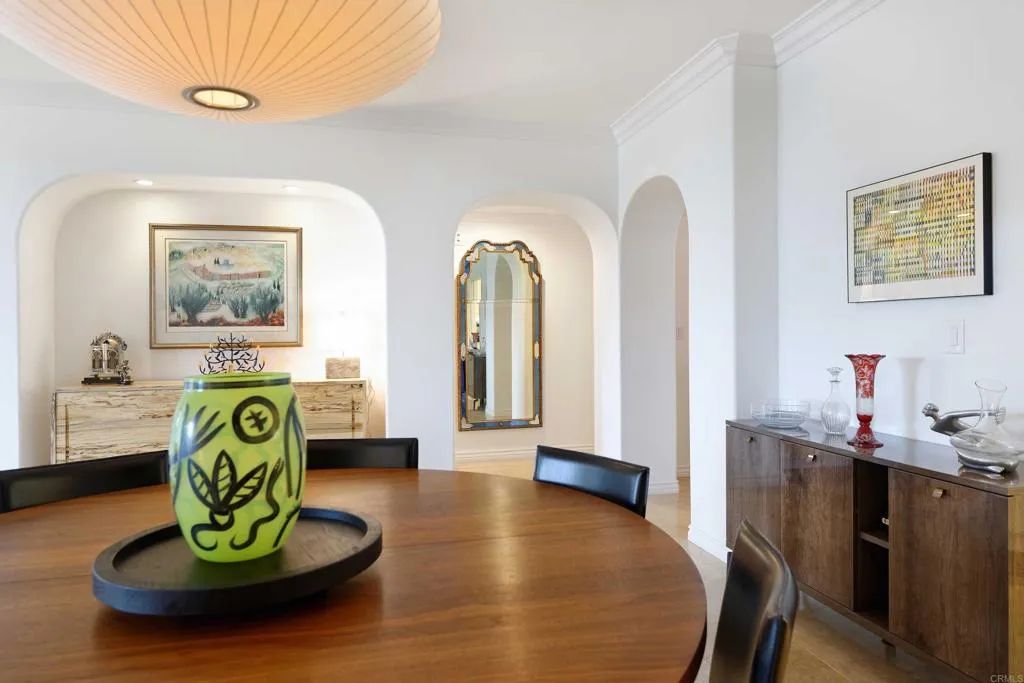 https://cdn.realtyfeed.com/cdn/127/305961827/4a9bae2f7570144ab06f02e9bf620a0b.webp