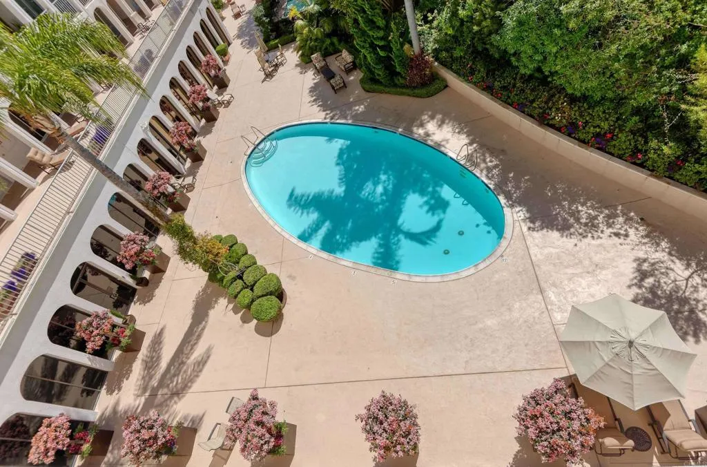https://cdn.realtyfeed.com/cdn/127/305961827/f98c93539c7705e55e33d7f837ac1bd5.webp