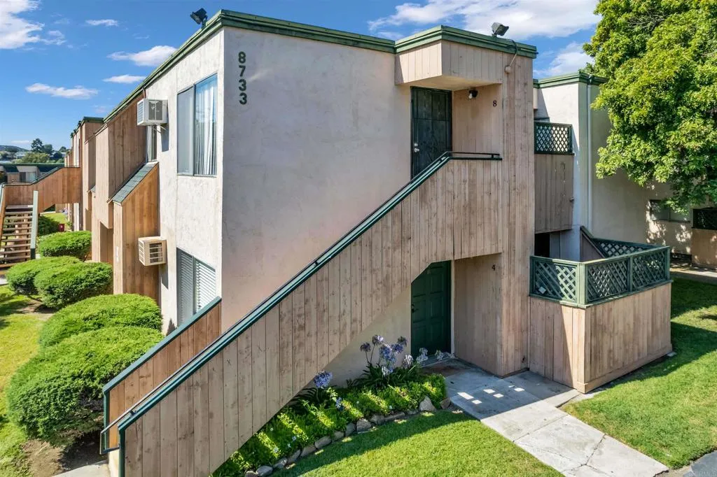 https://cdn.realtyfeed.com/cdn/127/305965636/f14555eac11a187b2370d5c61efb0172.webp