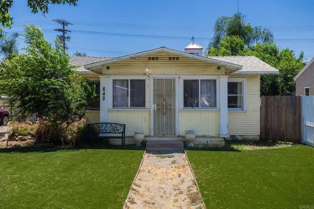 https://cdn.realtyfeed.com/cdn/127/305974074/2c878755a4ef2d3534038c7d41e8b0ba.webp