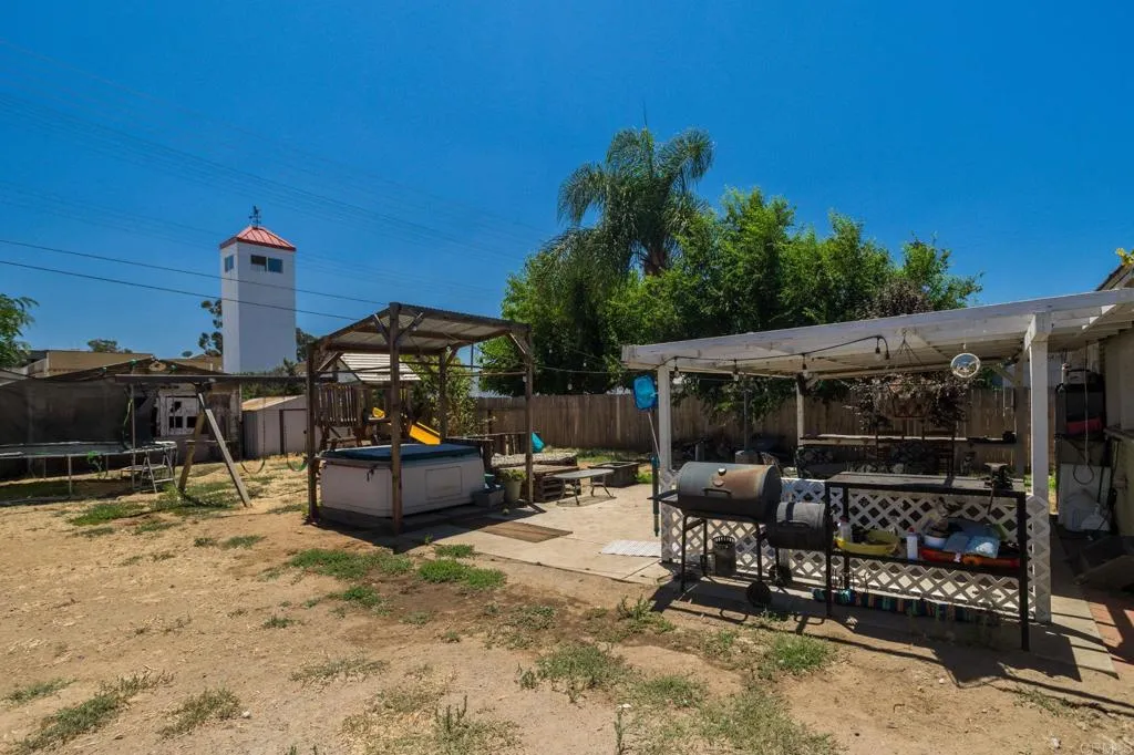 https://cdn.realtyfeed.com/cdn/127/305974074/e2b7231e56c52ab46abfe55631f7f653.webp
