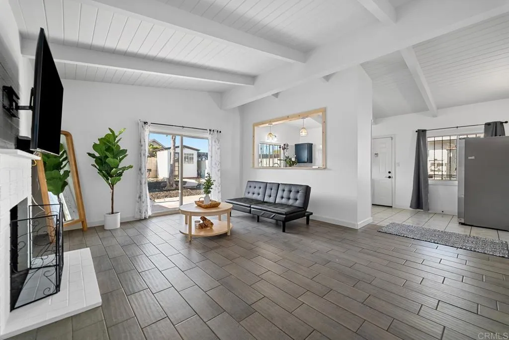 5074 La Paz Drive, San Diego, CA, 92113