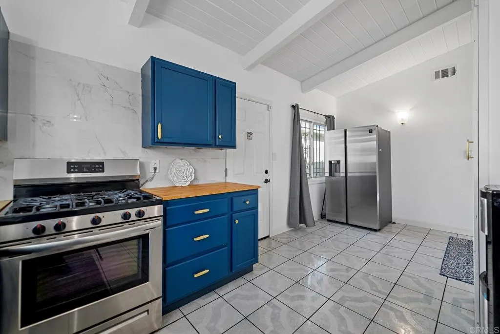 5074 La Paz Drive, San Diego, CA, 92113