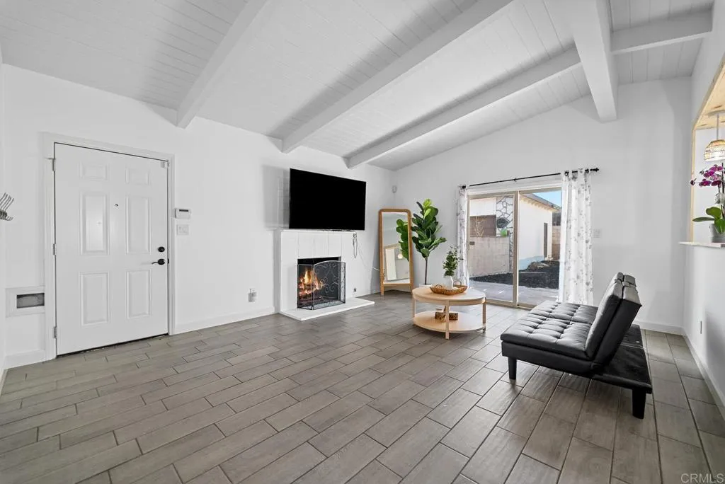 5074 La Paz Drive, San Diego, CA, 92113