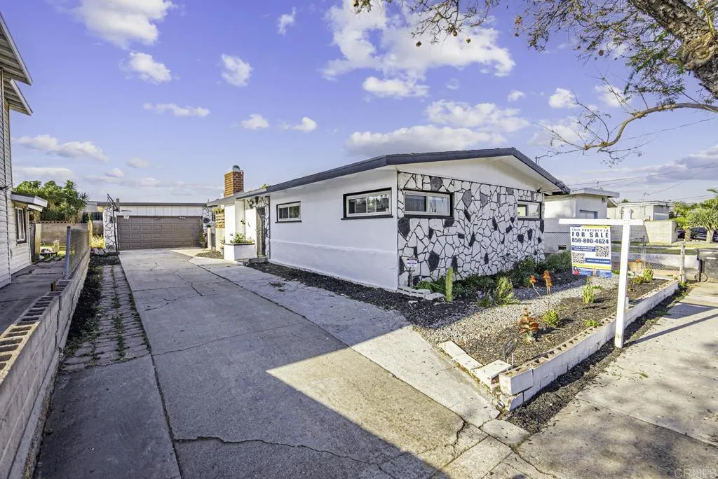 5074 La Paz Drive, San Diego, CA, 92113