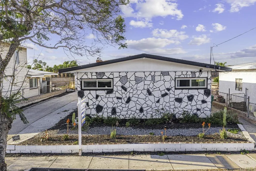 5074 La Paz Drive, San Diego, CA, 92113