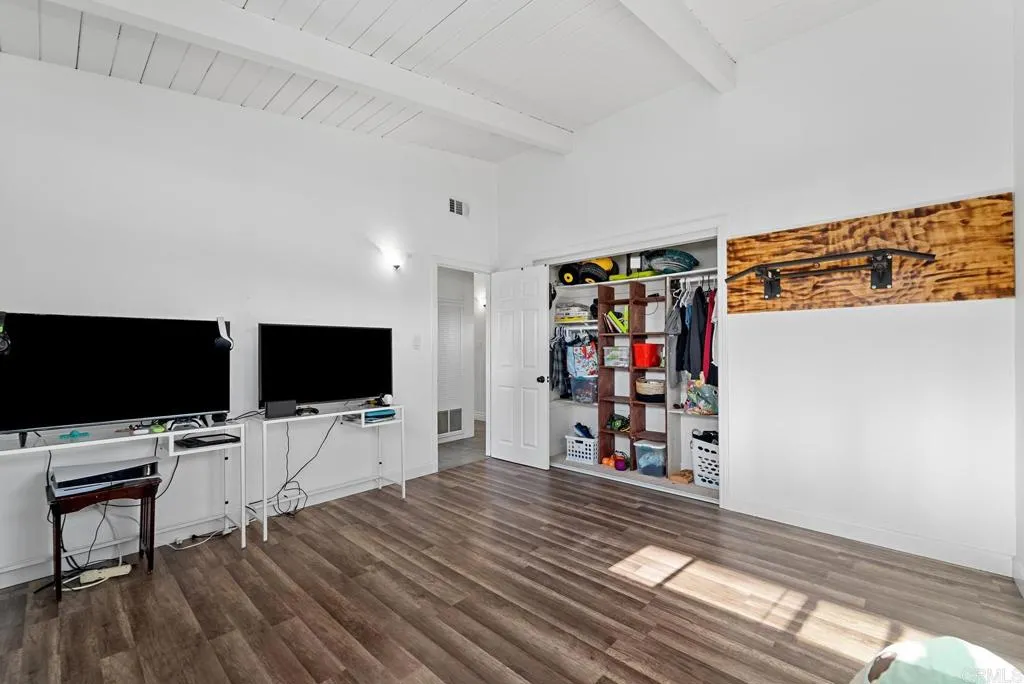 5074 La Paz Drive, San Diego, CA, 92113