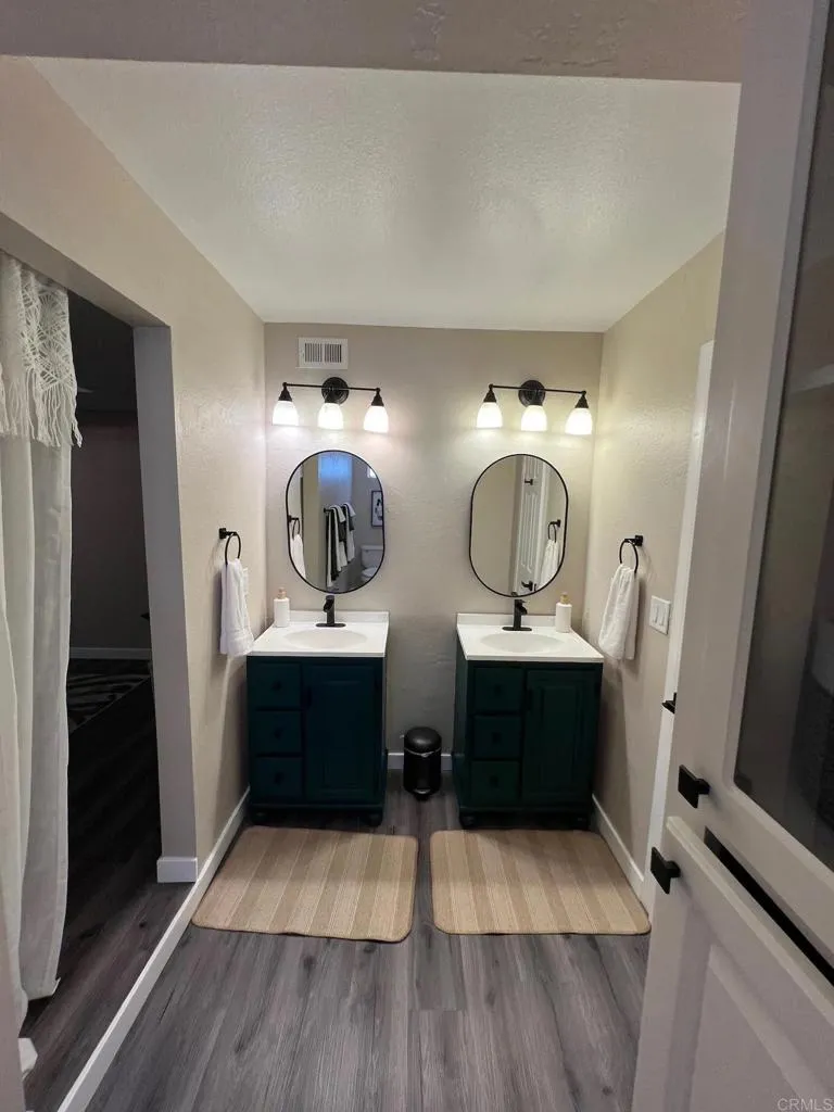 https://cdn.realtyfeed.com/cdn/127/305976479/21e01b7087201cb75c850862e816f265.webp