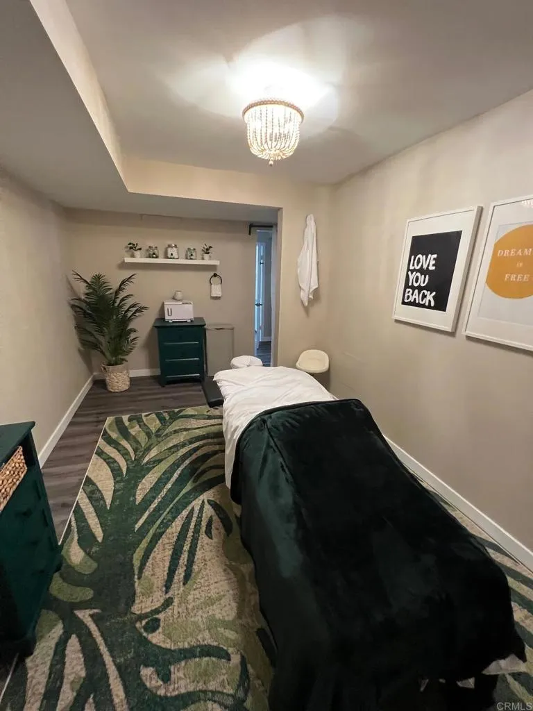 https://cdn.realtyfeed.com/cdn/127/305976479/fa9fd7b881b4db061d318b5415ad4301.webp