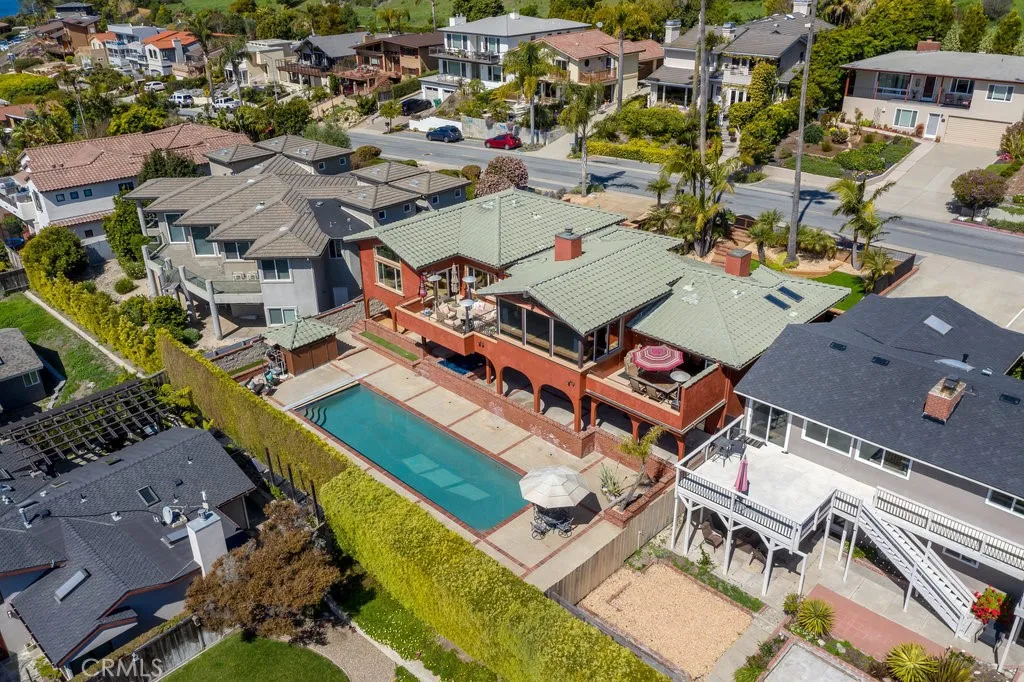 339 El Portal Drive, Pismo Beach, CA, 93449