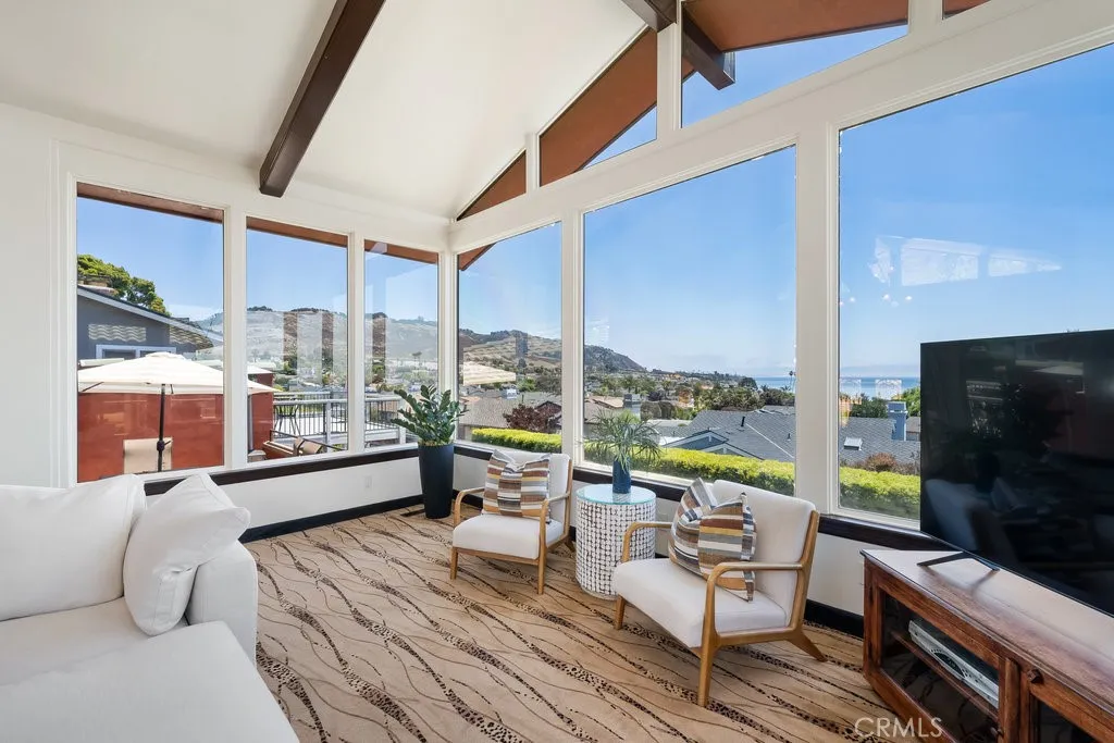 339 El Portal Drive, Pismo Beach, CA, 93449