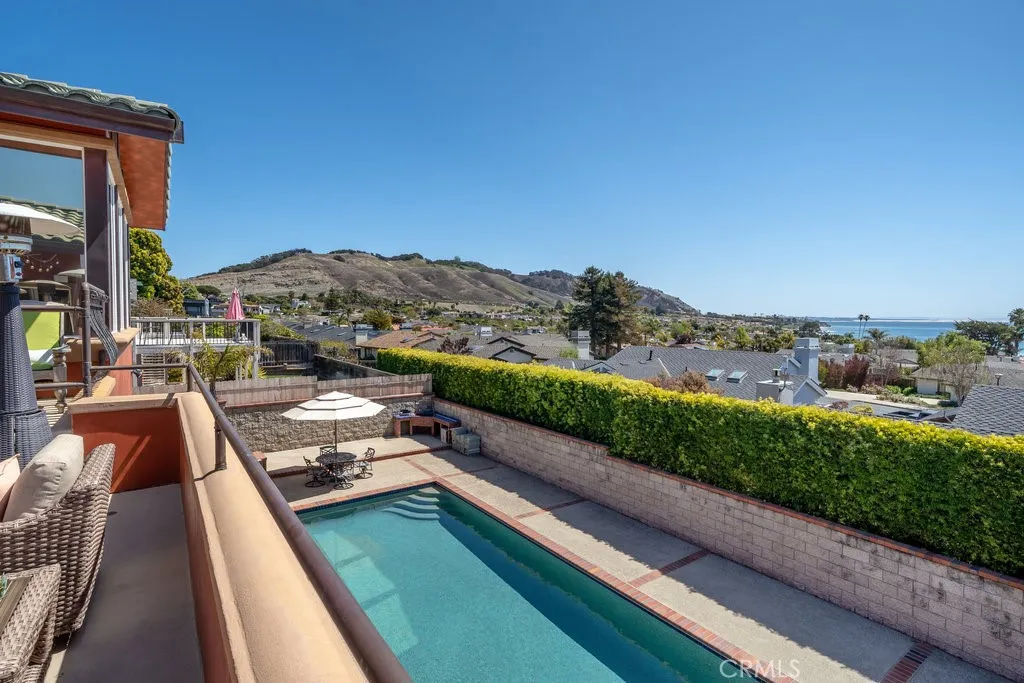 339 El Portal Drive, Pismo Beach, CA, 93449