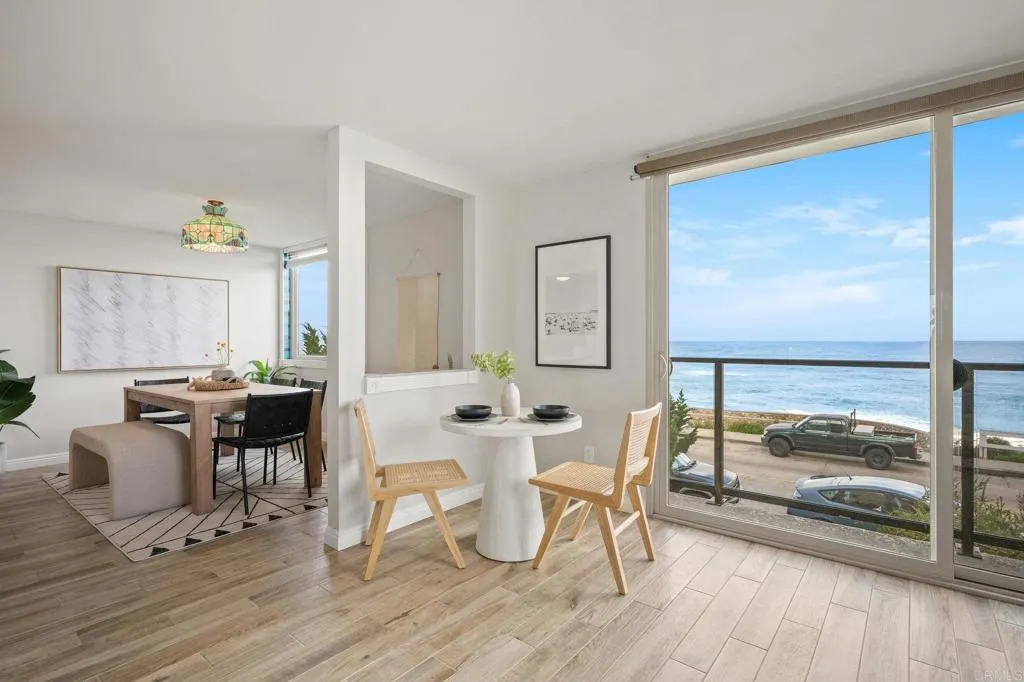 https://cdn.realtyfeed.com/cdn/127/305984108/16e805bac15df454eca4db27de790411.webp
