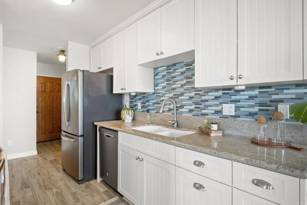 https://cdn.realtyfeed.com/cdn/127/305984108/77091ff42d58b241f9d5b4e6a9273db5.webp