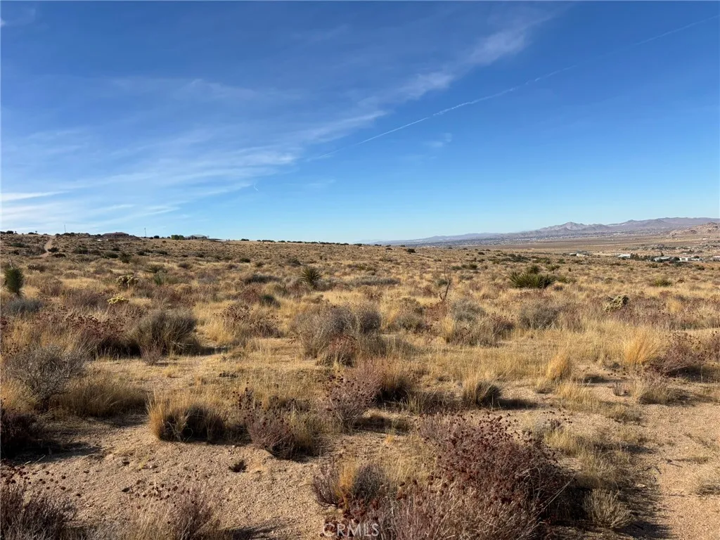 21 Luna Mountain, Apple Valley, Ca 92308 - Main photo, Apple Valley, CA