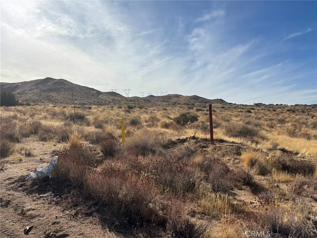 20 Luna Mountain, Apple Valley, Ca 92308 - Photo 2 of 5, Apple Valley, CA