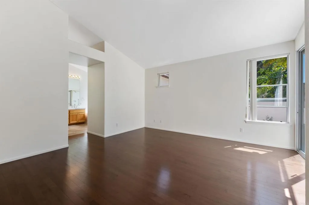 https://cdn.realtyfeed.com/cdn/127/305991779/58dd020c7e191be44356ed2619607957.webp
