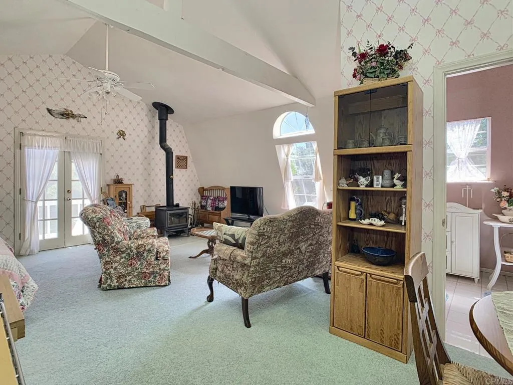 https://cdn.realtyfeed.com/cdn/127/305998287/43a6f5fec0b0bd00271e29826e42f550.webp
