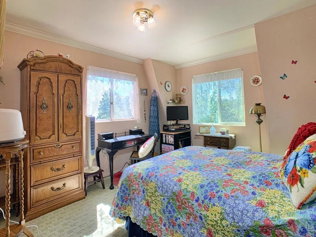 https://cdn.realtyfeed.com/cdn/127/305998287/84737646d4896481d23d5c929265254f.webp