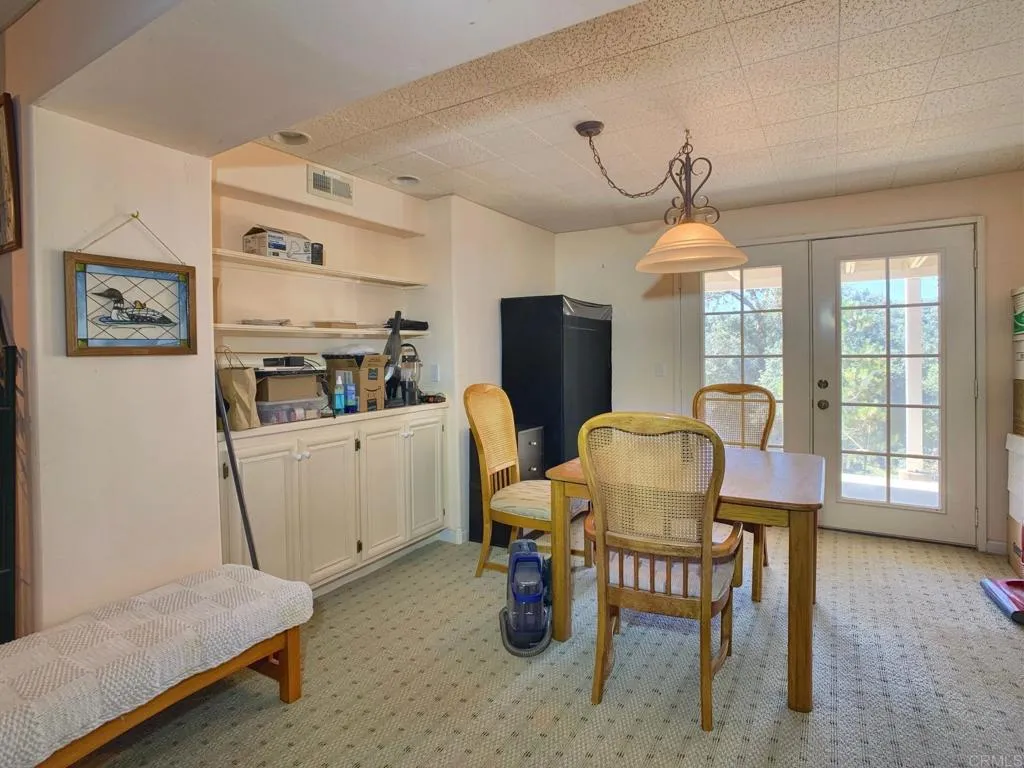 https://cdn.realtyfeed.com/cdn/127/305998287/cc61b3a65921b30cb477d0a82bac5c65.webp